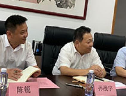 加强政企联合 提速公司发展