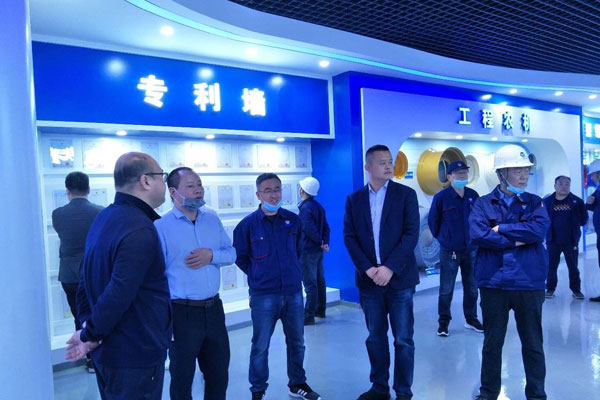 厦门象屿集团公司领导莅临公司视察指导工作